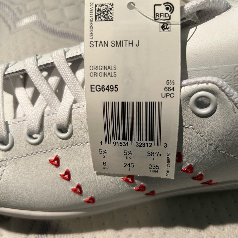 Adidas Stan smith white with red hearts sneakers - Picture 3 of 6